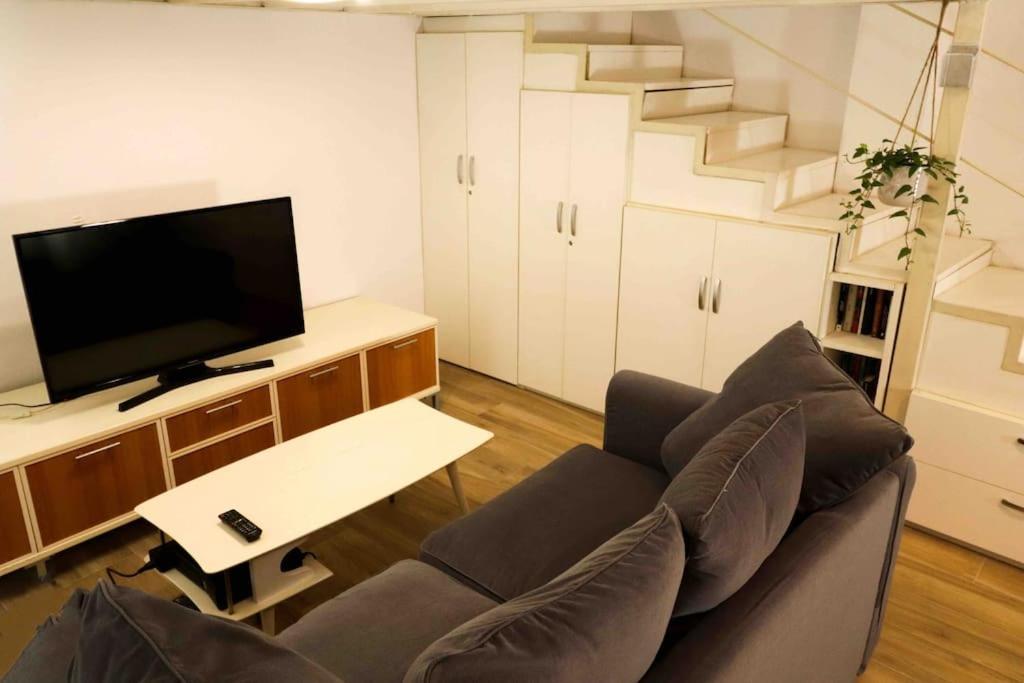 Lovely Flat, Ground Floor Centre Of Bologna! :) Exteriör bild