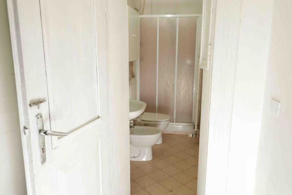 Lovely Flat, Ground Floor Centre Of Bologna! :) Exteriör bild